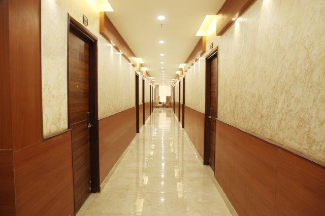 Green Palms Hotel เดลี ภายนอก รูปภาพ
